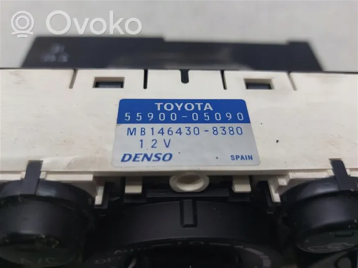 Toyota Avensis T220 Klimato kontrolės/ pečiuko kontrolės apdaila 55900-05090