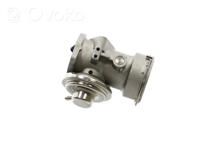 Volkswagen Golf IV EGR-venttiili/lauhdutin 038131501AT