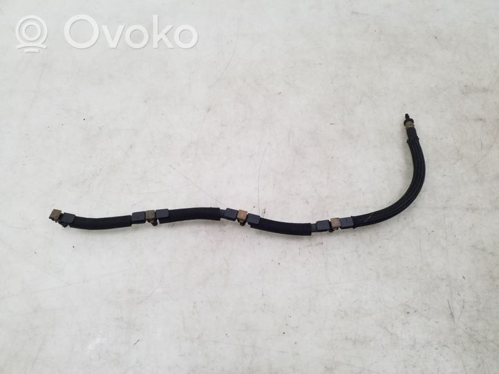 Volkswagen Amarok Fuel return line/hose 