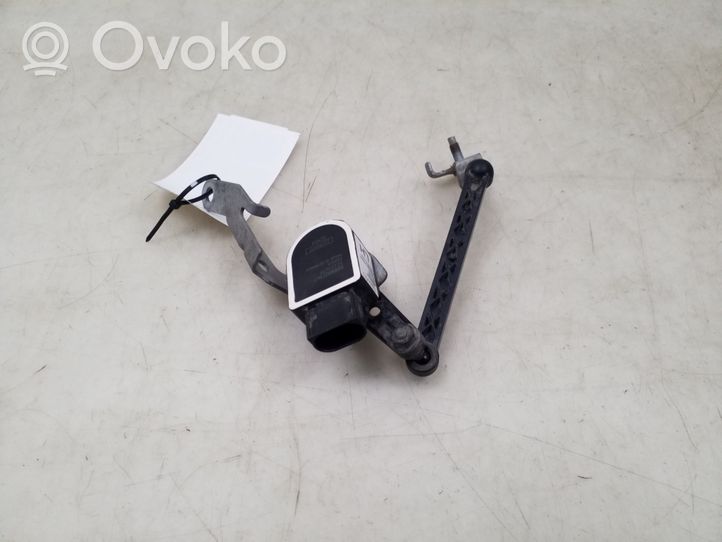 Volvo XC40 Air suspension front height level sensor 32221957