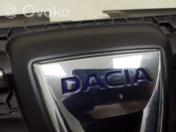 Dacia Sandero Grotelės priekinės 623103971R