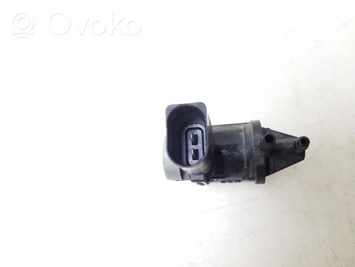 Audi A8 S8 D4 4H Turbo solenoid valve 1K0906283A