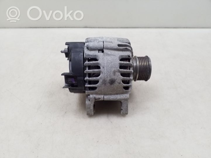 Renault Kangoo II Generator/alternator 231004554R