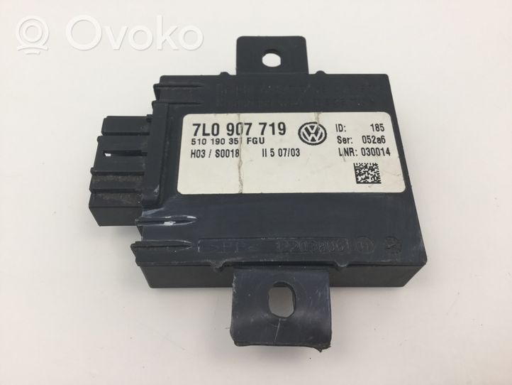 Volkswagen Touareg I Boîtier module alarme 7L0907719