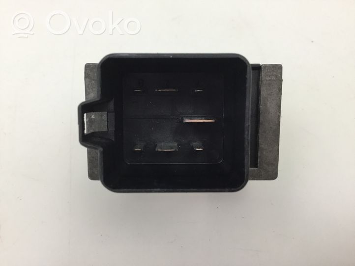 Nissan Primastar Przekaźnik / Modul układu ogrzewania wstępnego 7700115078