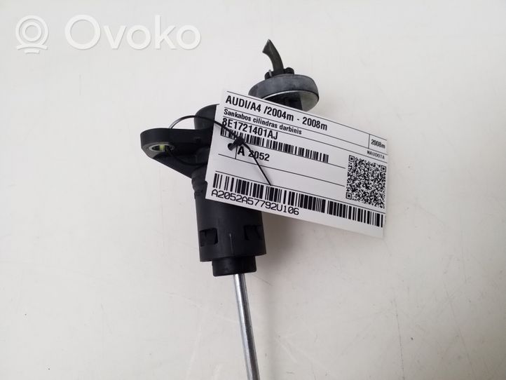 Audi A4 S4 B7 8E 8H Cilindro secondario della frizione 