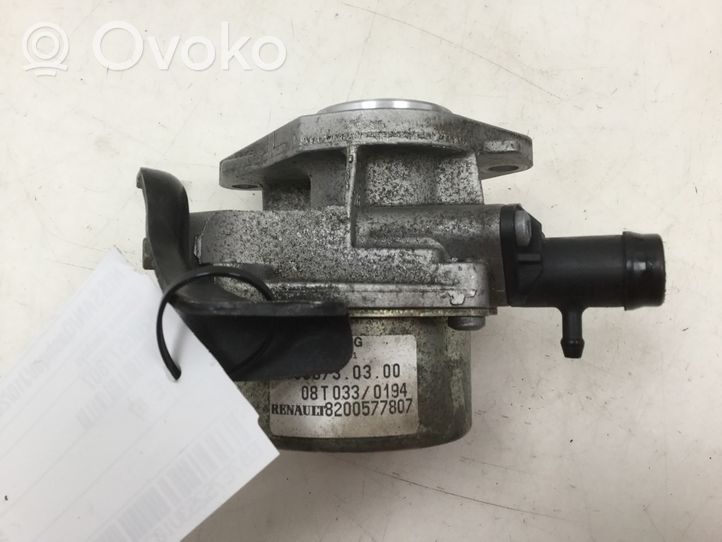 Nissan Qashqai Alipainepumppu 8200577807