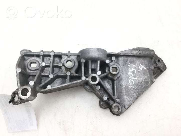 Nissan Note (E11) Support de générateur / alternateur 8200365097