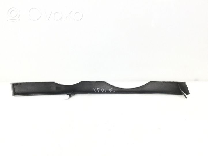 BMW X5 E53 Rivestimento sotto il faro/fanale 8402647