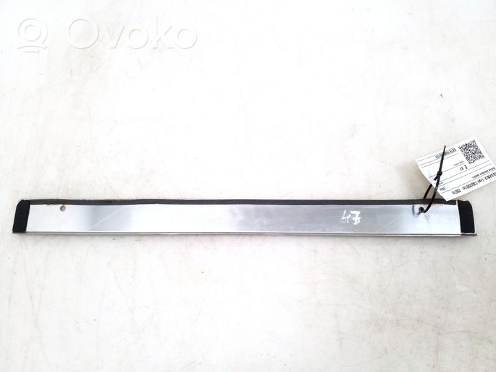 Nissan X-Trail T30 Front sill trim cover 