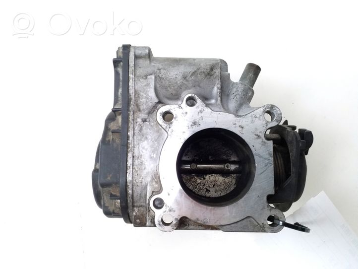 Volkswagen Golf III Throttle valve 030133064D