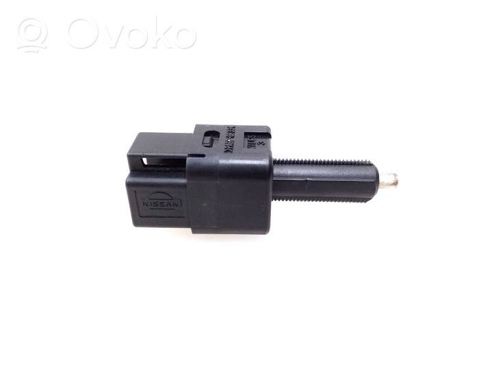 Nissan Note (E11) Brake pedal sensor switch 