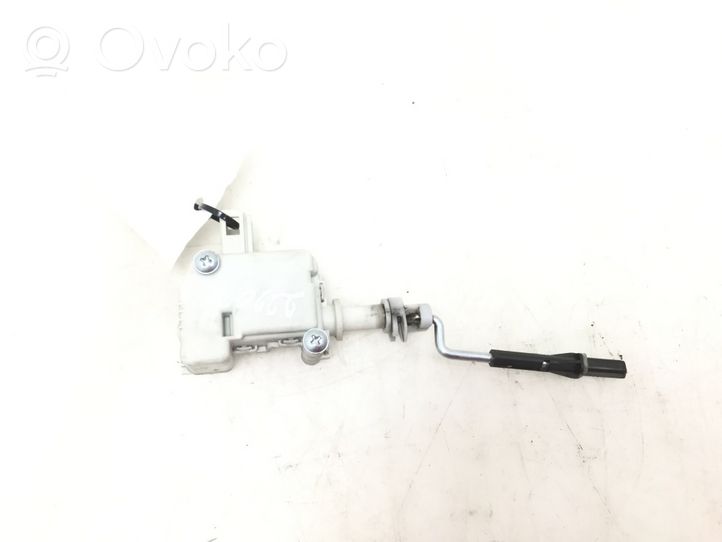 Volkswagen Touran I Fuel tank cap lock 1T0810773