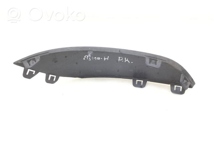 Opel Astra H Grille inférieure de pare-chocs avant 13225762