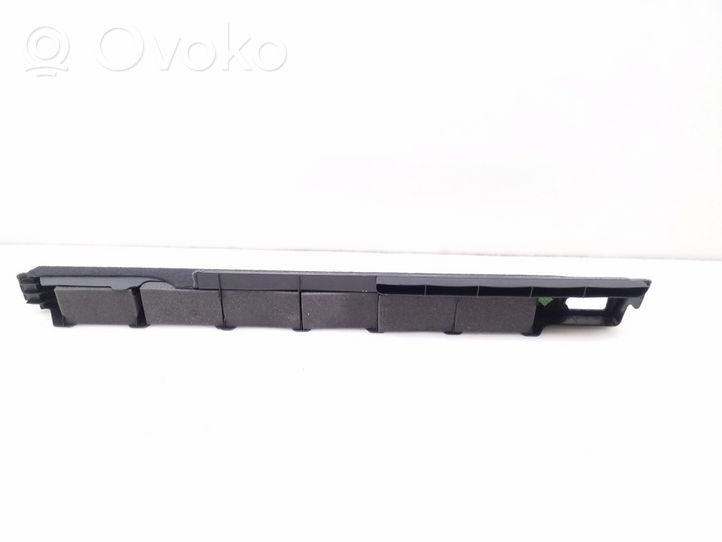 Audi A4 S4 B8 8K Rivestimento laterale del portellone posteriore/bagagliaio 8K9861828A