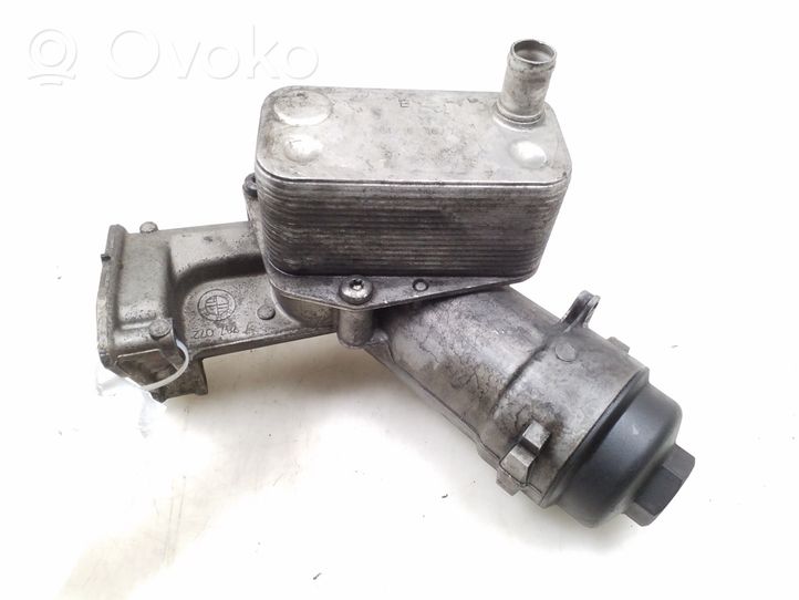 BMW X3 E83 Supporto di montaggio del filtro dell’olio 7787072