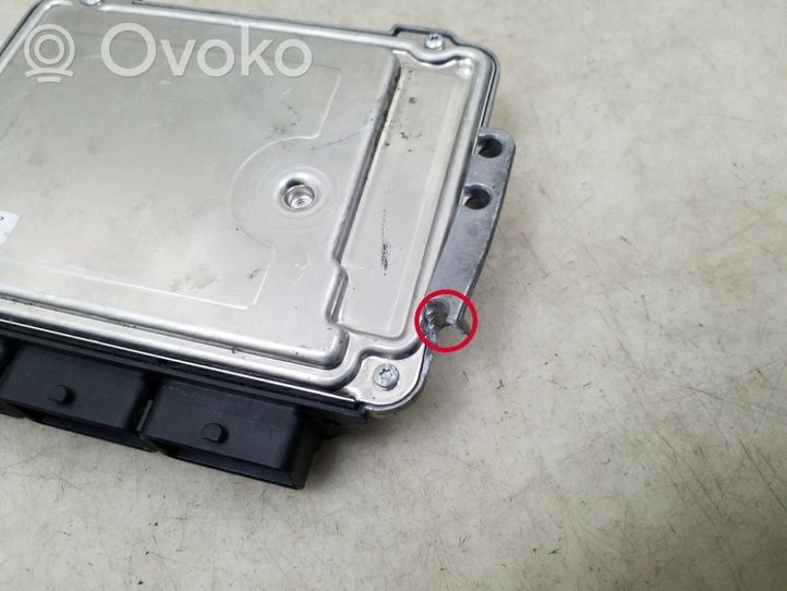 Renault Master II Engine control unit/module 8200635663