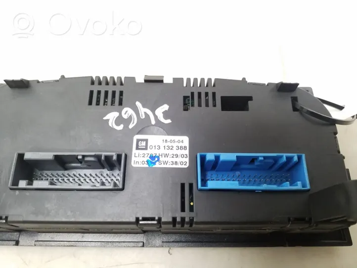 Opel Meriva A Air conditioner control unit module 013132388