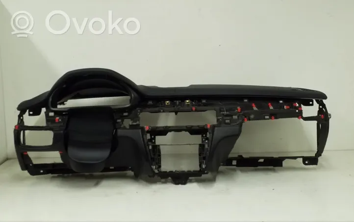 BMW X6 F16 Dashboard 9288030