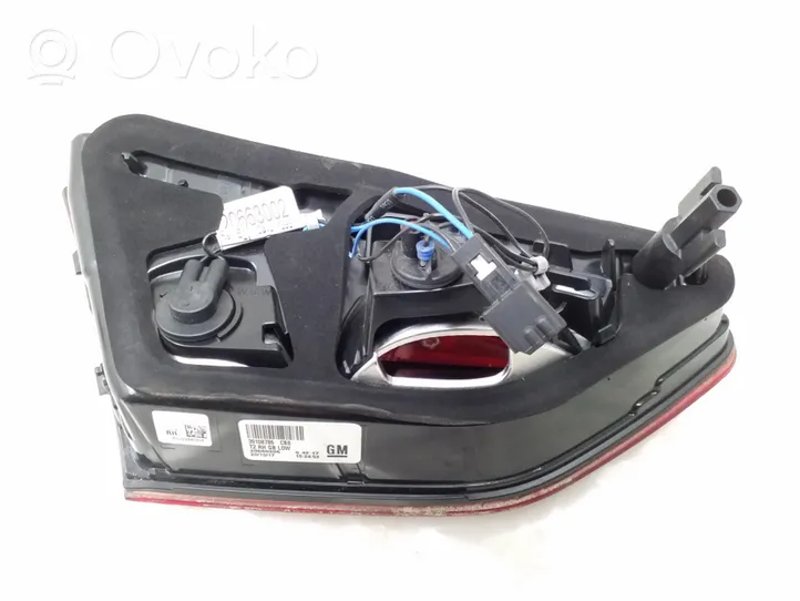 Opel Insignia B Luci posteriori del portellone del bagagliaio 39108786