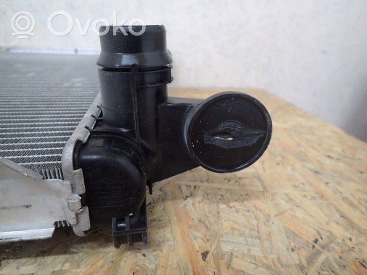 Audi RS4 B9 Radiador del refrigerante 8W0121251AB