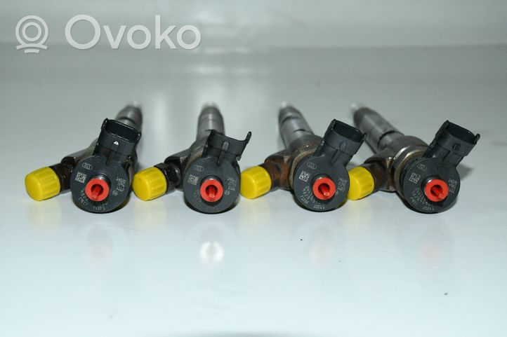 Peugeot 208 Injecteur de carburant 9828959880