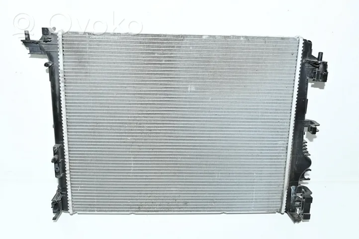 Renault Megane IV Radiateur de refroidissement 214105169R