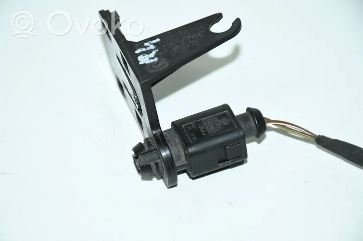 Volkswagen Polo V 6R Sonde température extérieure 8Z0820535