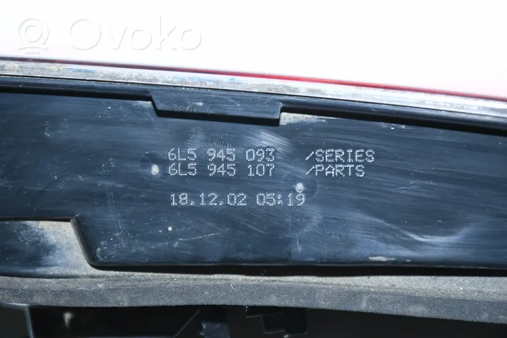 Seat Cordoba (6L) Feux arrière sur hayon 6L5945093