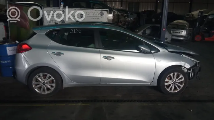 KIA Ceed Zwrotnica koła przedniego 