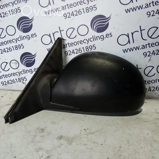 Hyundai Accent Front door electric wing mirror 8761025621CA