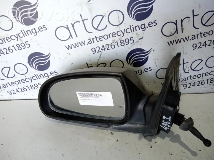 Hyundai Accent Front door electric wing mirror 8761025621