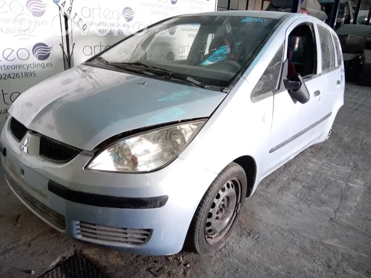 Mitsubishi Colt Serratura portiera anteriore 5715A136