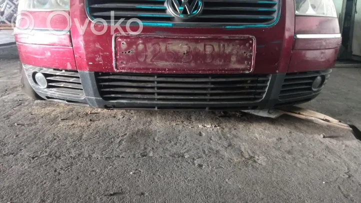 Volkswagen PASSAT Передний бампер 