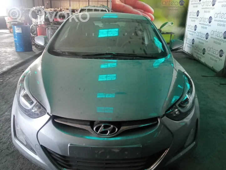 Hyundai Elantra Braccio della spazzola tergicristallo anteriore 