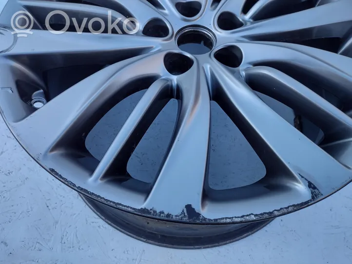 Hyundai Genesis R19 alloy rim 