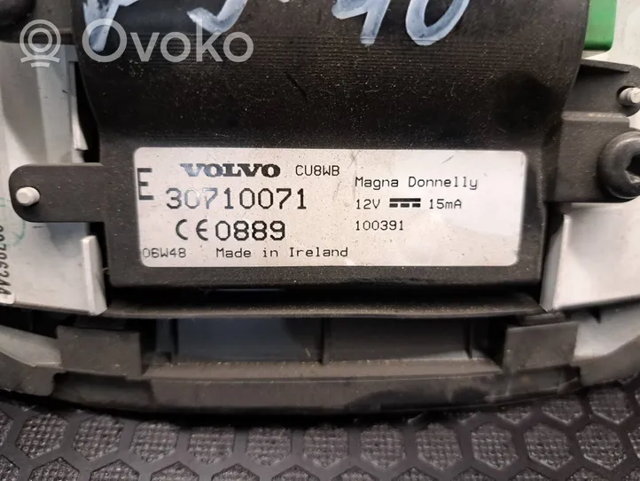 Volvo S40 Spidometras (prietaisų skydelis) 30710071