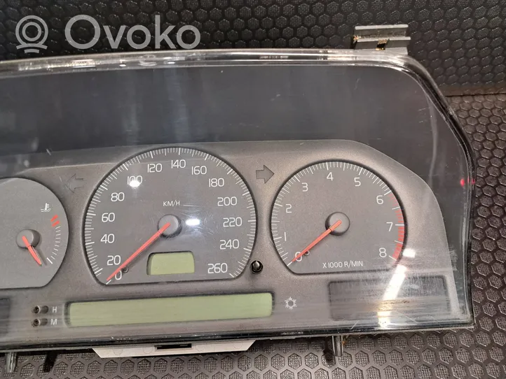 Volvo S70  V70  V70 XC Compteur de vitesse tableau de bord 9168144