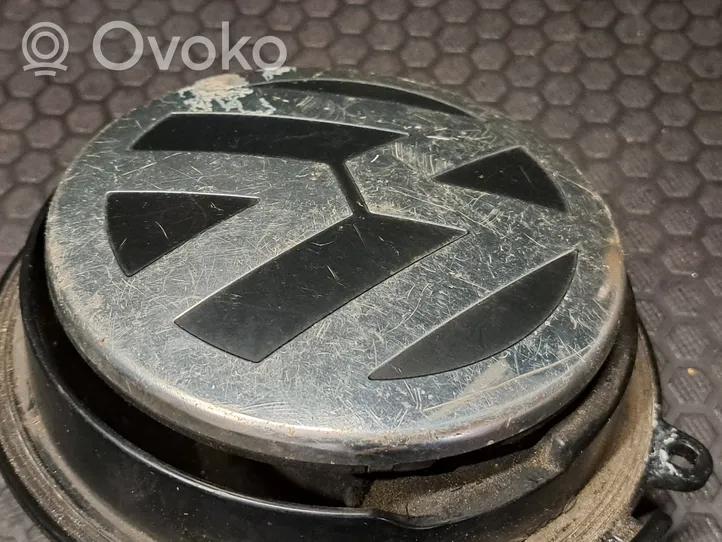 Volkswagen PASSAT B6 Uchwyt / Rączka zewnętrzna otwierania klapy tylnej / bagażnika 1K0827469D