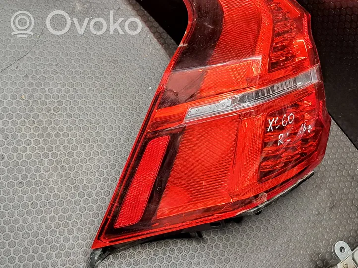 Volvo XC60 Задний фонарь в кузове 32228914