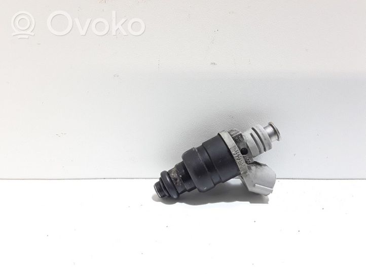 Mitsubishi Colt CZ3 Injecteur de carburant MR988977