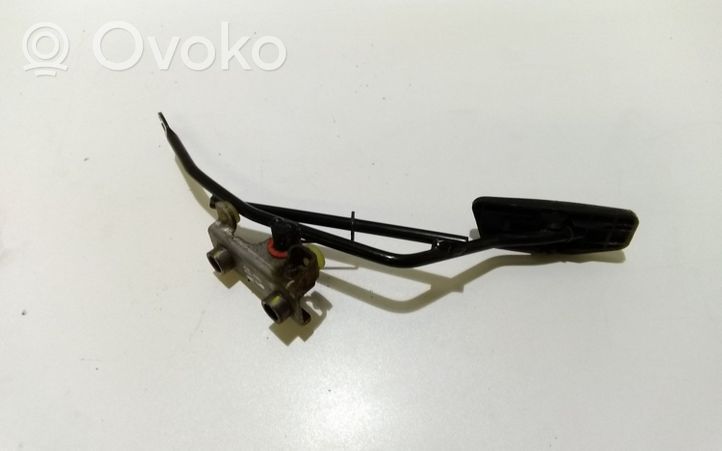 KIA Opirus Accelerator throttle pedal 