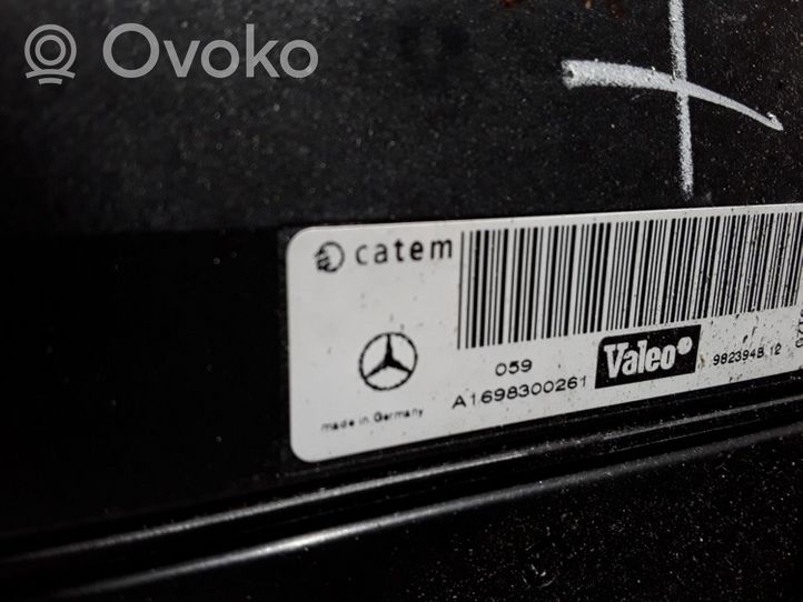 Mercedes-Benz ML W163 Heizungskasten Gebläsekasten Klimakasten A1698300261