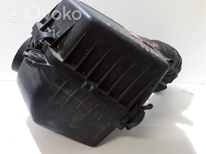 Hyundai ix 55 Air filter box 9220930007