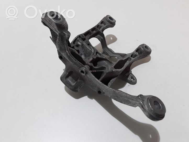 Audi A8 S8 D4 4H Engine mounting bracket 4H0199308AK