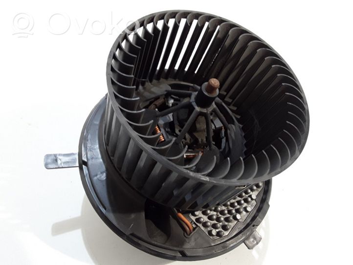 Audi Q3 8U Ventola riscaldamento/ventilatore abitacolo 3C0907521F