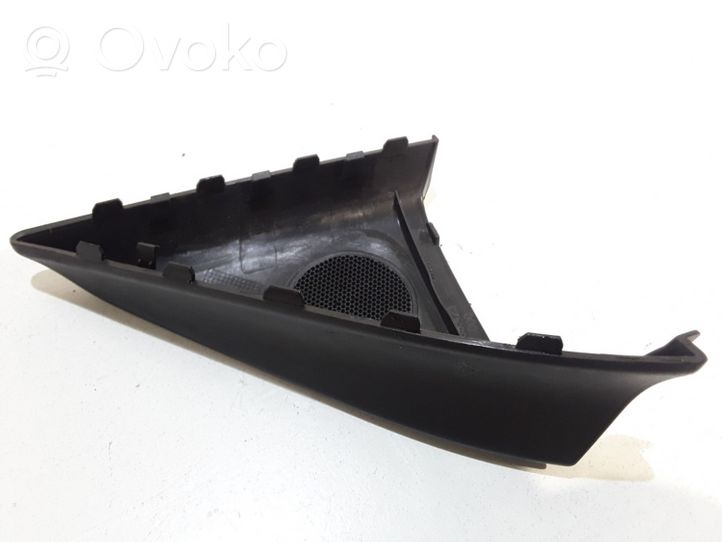 Audi Q3 8U Veidrodėlio plastikinė apdaila 8U0035423