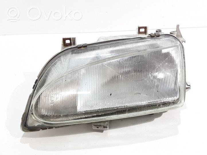 Ford Galaxy Lampa przednia 0301048311