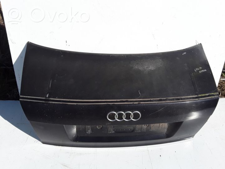 Audi A4 S4 B6 8E 8H Задняя крышка (багажника) 