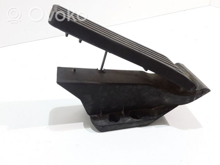 Mercedes-Benz S W222 Accelerator throttle pedal A2043000004